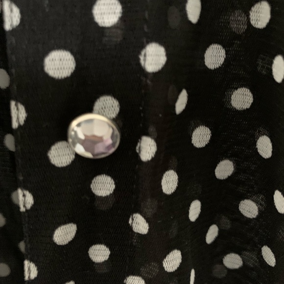 INC Women’s Button down black and white polka dot blouse. Jewel buttons. 2x - Picture 6 of 7